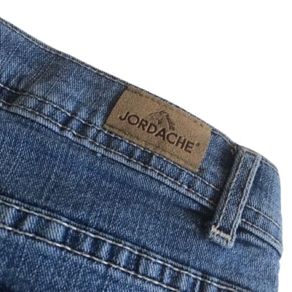 Jordache Floral Embroidered Distressed Hem Boho Denim Jean Shorts Girls Sz 16 - Picture 7 of 13